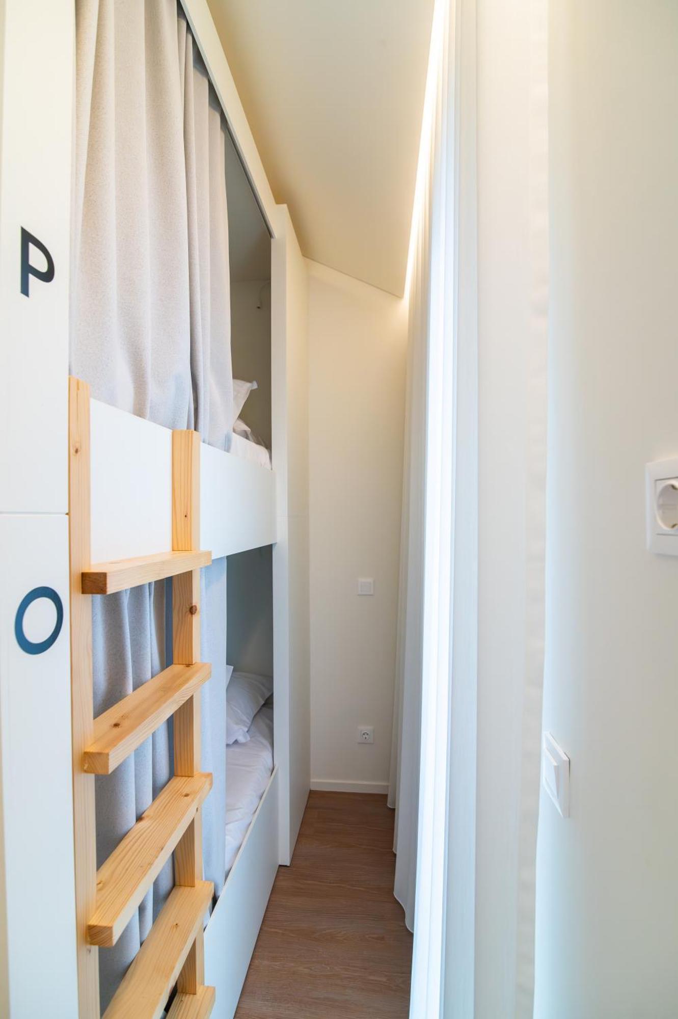 Azoriani City Hostel Ponta Delgada エクステリア 写真