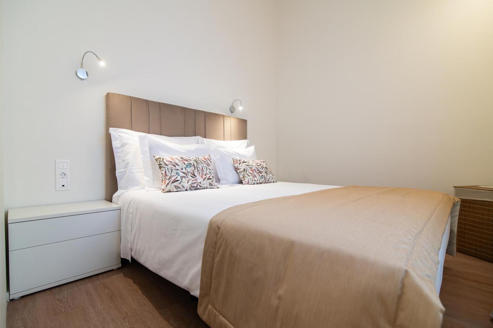 Azoriani City Hostel Ponta Delgada エクステリア 写真
